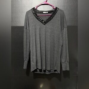 🧿Milan Kiss Grey w/ Black Sequin V-neckline top